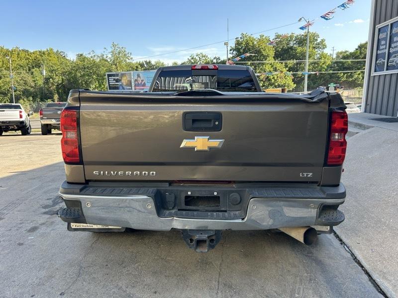 Chevrolet Silverado 3500HD LTZ Crew Cab 4WD 2015