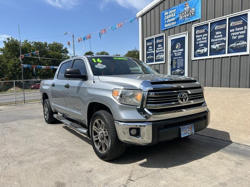 Toyota Tundra SR5 4.6L V8 CrewMax 2WD 2016