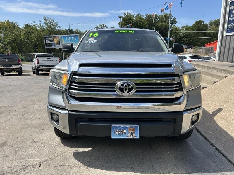 Toyota Tundra SR5 4.6L V8 CrewMax 2WD 2016