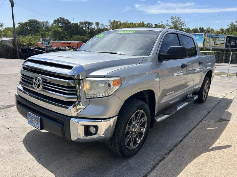 Toyota Tundra SR5 4.6L V8 CrewMax 2WD 2016