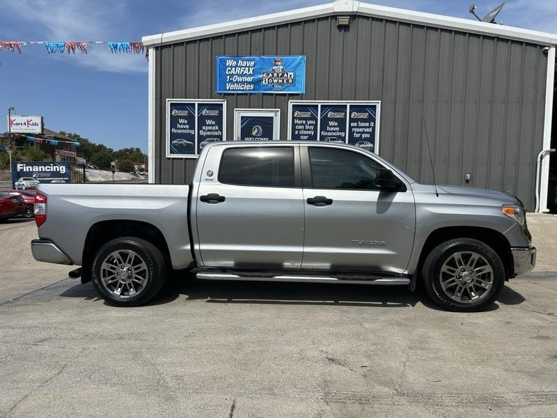 Toyota Tundra SR5 4.6L V8 CrewMax 2WD 2016