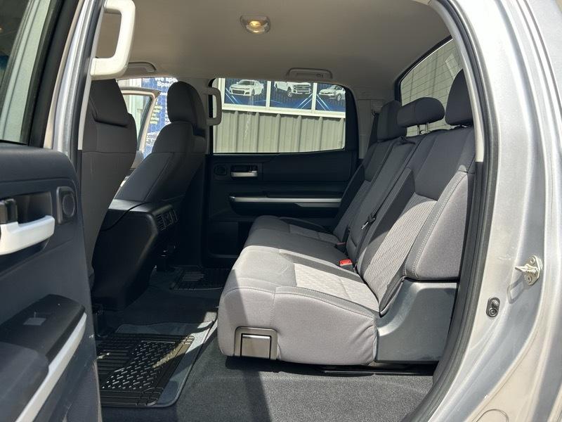 Toyota Tundra SR5 4.6L V8 CrewMax 2WD 2016