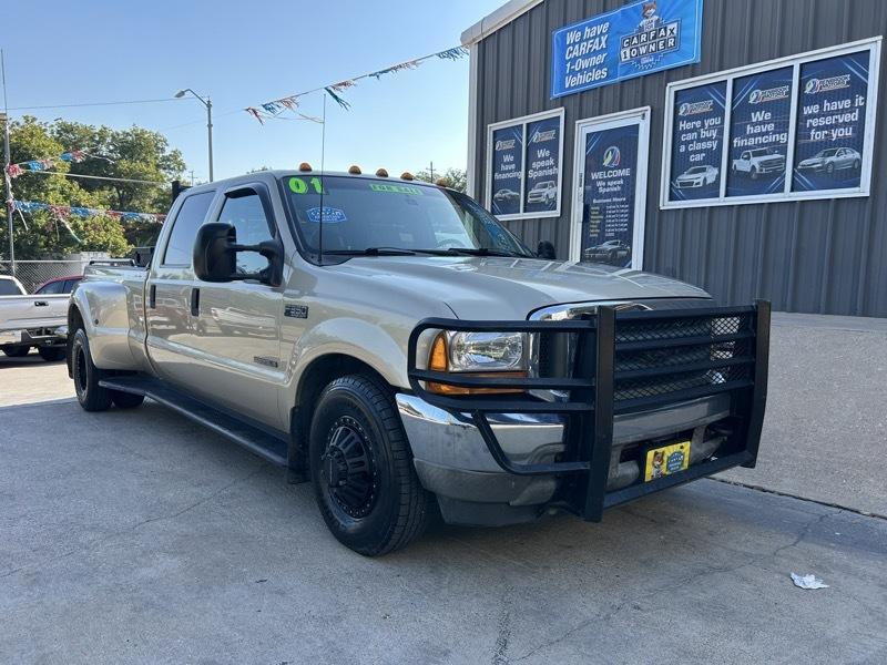 2001 Ford F-350 SD Lariat Crew Cab Long Bed 2WD DRW