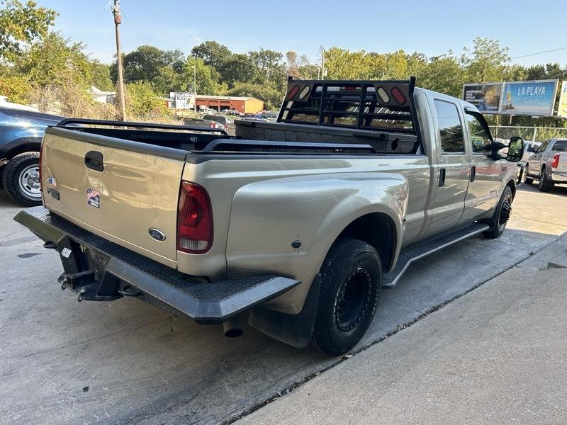 Ford F-350 SD Lariat Crew Cab Long Bed 2WD DRW 2001