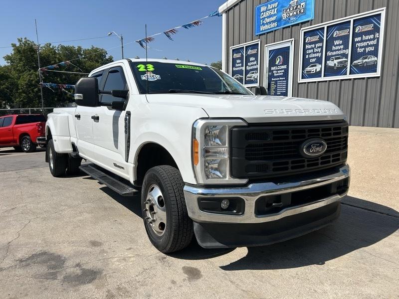 Ford F-350 SD King Ranch Crew Cab Long Bed DRW 4WD 2023