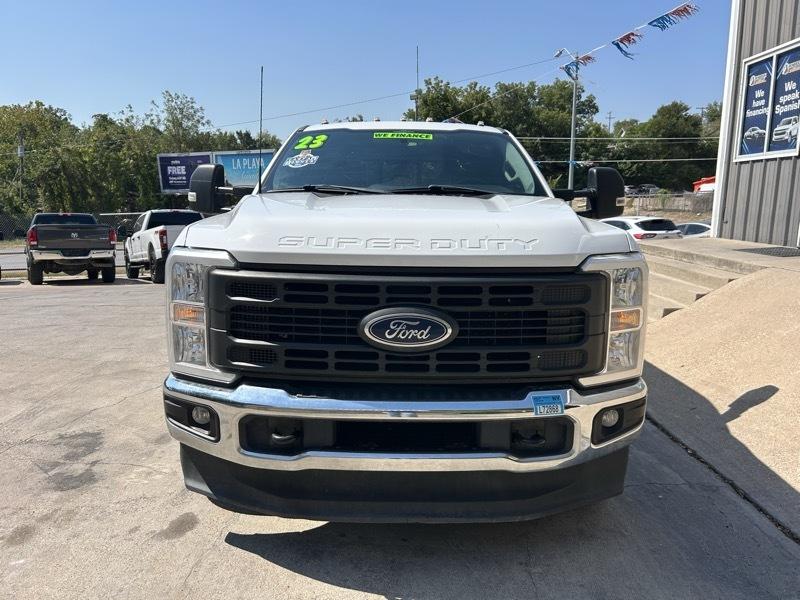 Ford F-350 SD King Ranch Crew Cab Long Bed DRW 4WD 2023