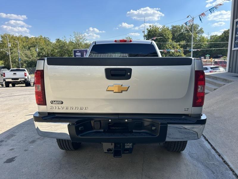 Chevrolet Silverado 2500HD LT Crew Cab 2WD 2012