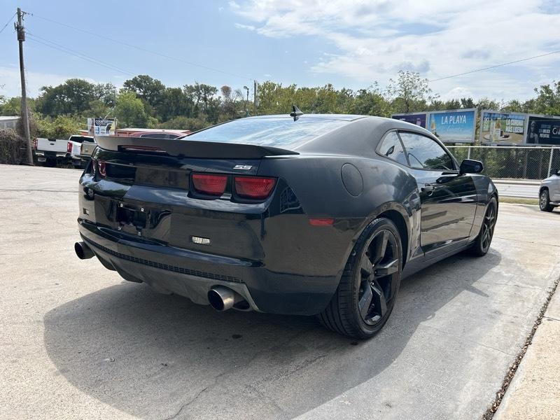 Chevrolet Camaro 1SS Coupe 2011