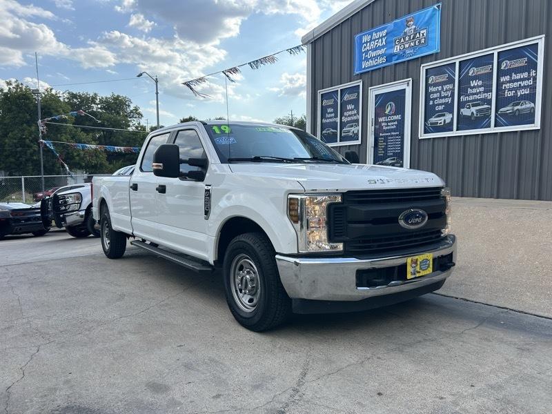 2019 Ford F-250 SD Lariat Crew Cab 2WD
