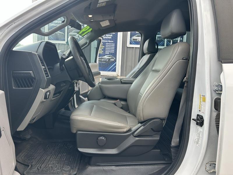 Ford F-250 SD Lariat Crew Cab 2WD 2019