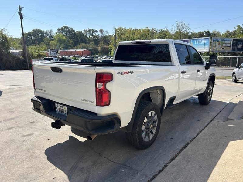 Chevrolet Silverado 2500HD Custom Crew Cab Short Box 4WD 2023
