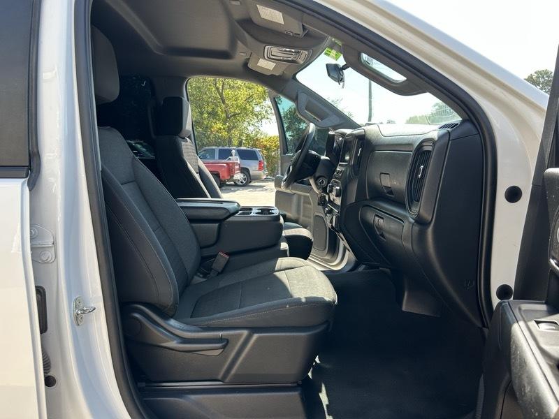 Chevrolet Silverado 2500HD Custom Crew Cab Short Box 4WD 2023