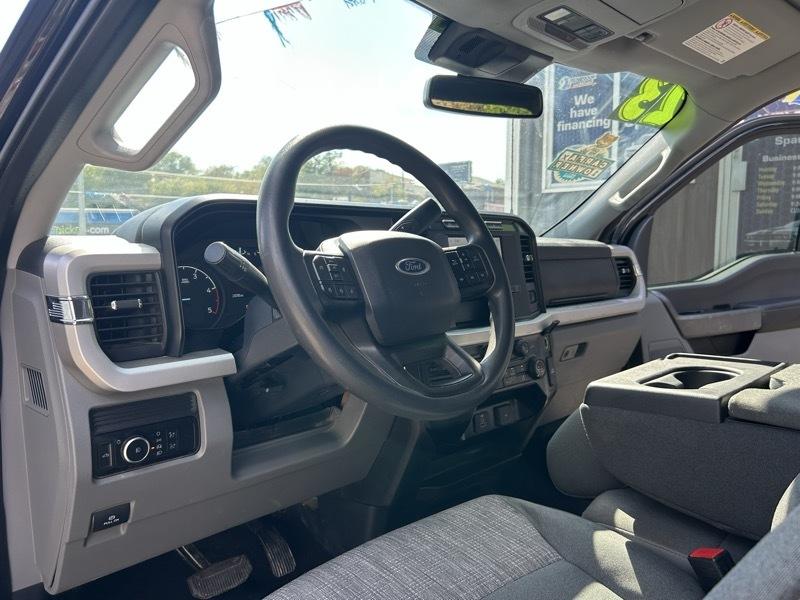 Ford F-350 SD King Ranch Crew Cab Long Bed DRW 4WD 2023