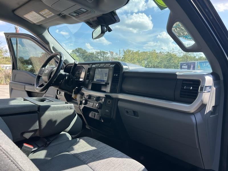 Ford F-350 SD King Ranch Crew Cab Long Bed DRW 4WD 2023