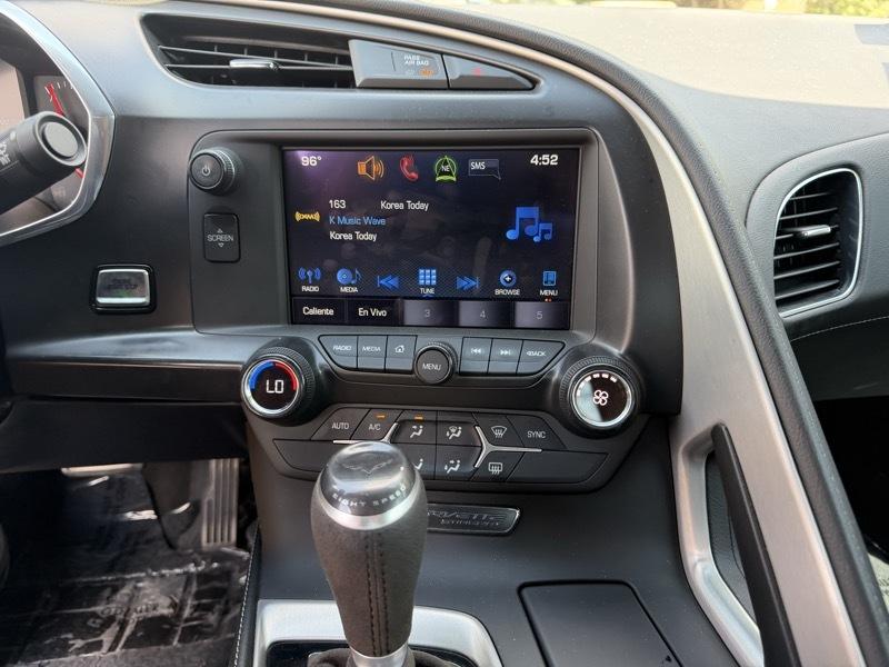 Chevrolet Corvette 1LT Coupe Automatic 2016
