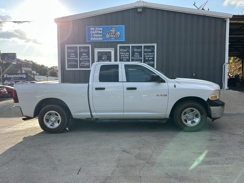 RAM 1500 2WD Crew Cab 140.5" ST 2010