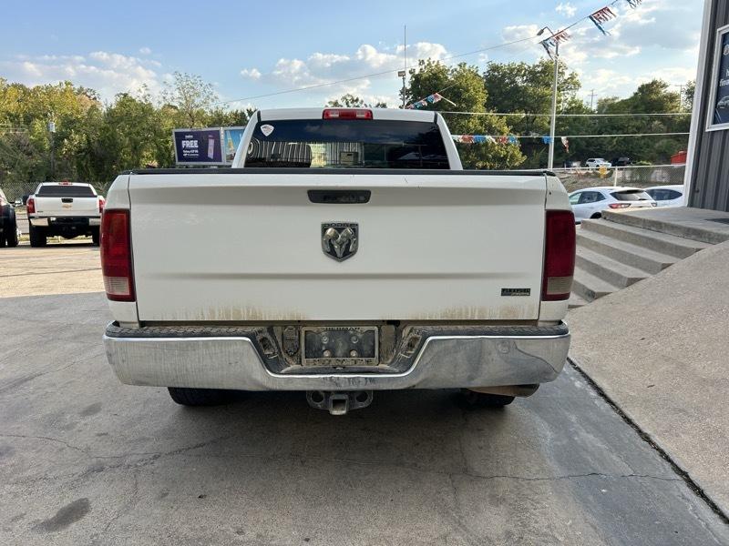 RAM 1500 2WD Crew Cab 140.5" ST 2010