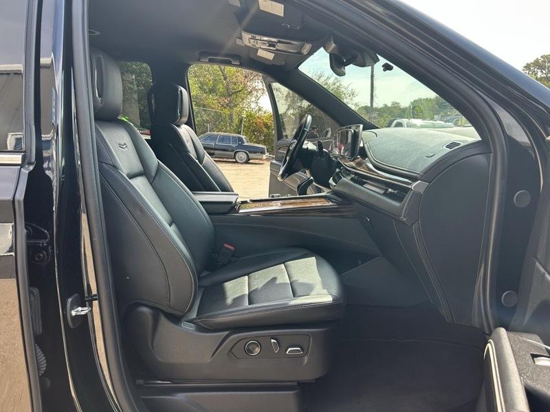 Cadillac Escalade ESV 2WD Luxury 2024
