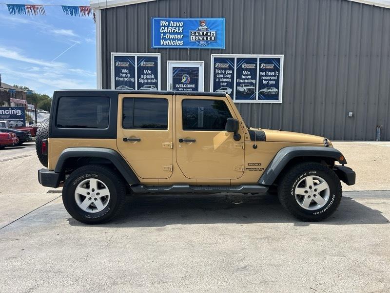 Jeep Wrangler Unlimited Sport 4WD 2014
