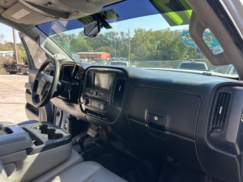 GMC Sierra 3500HD Base Crew Cab Long Box 4WD 2017