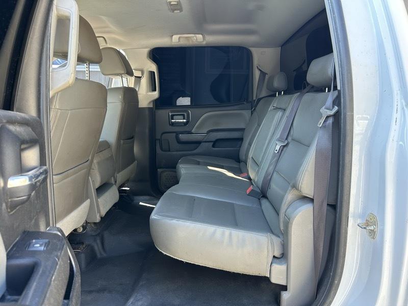 GMC Sierra 3500HD Base Crew Cab Long Box 4WD 2017