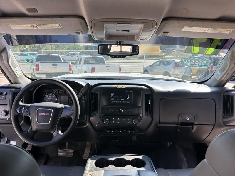 GMC Sierra 3500HD Base Crew Cab Long Box 4WD 2017