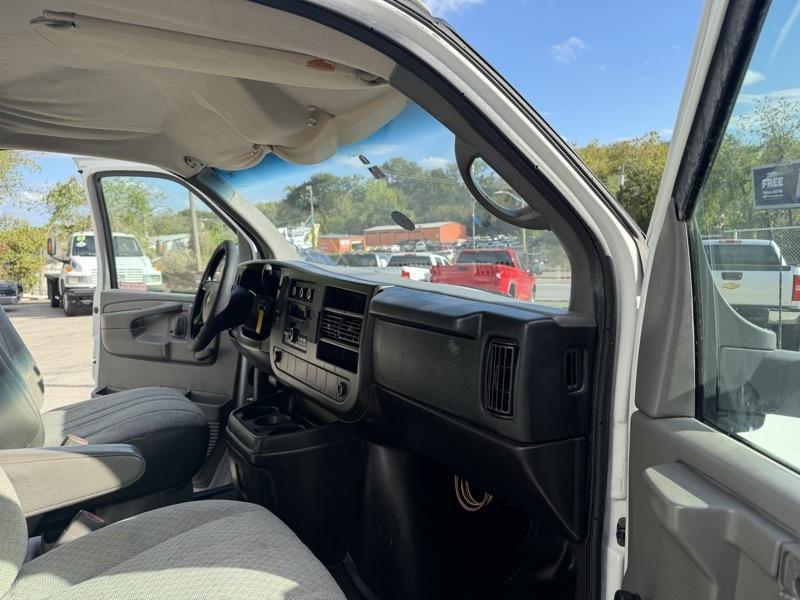 Chevrolet Express G3500 2011