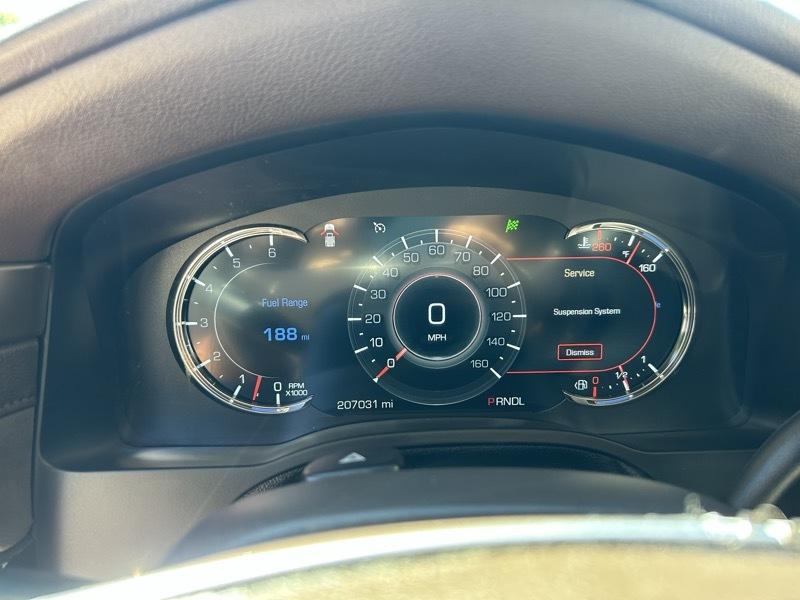 Cadillac Escalade Luxury 2WD 2017