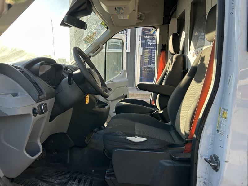 Ford Transit 250 Van High Roof w/Sliding Pass. 148-in. WB EL 2016