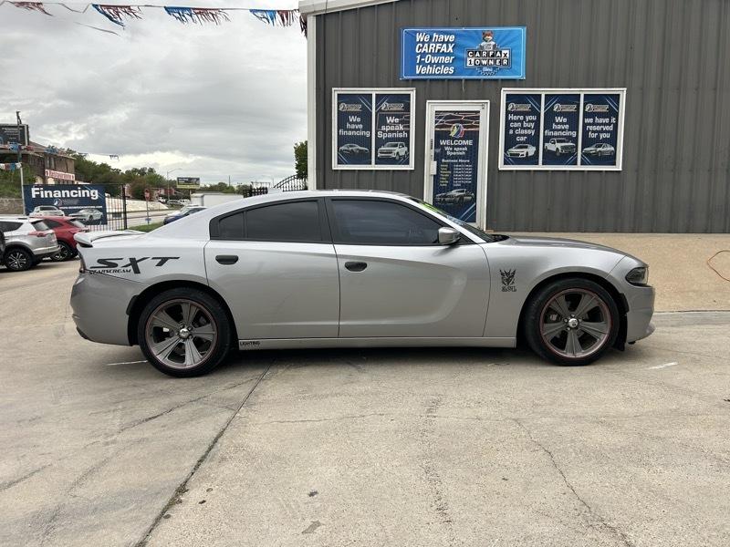 Dodge Charger SXT 2017