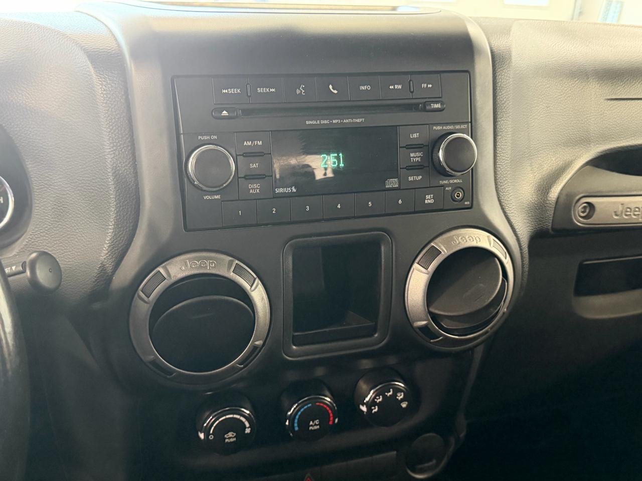 Jeep Wrangler 4WD 2dr Sport 2013