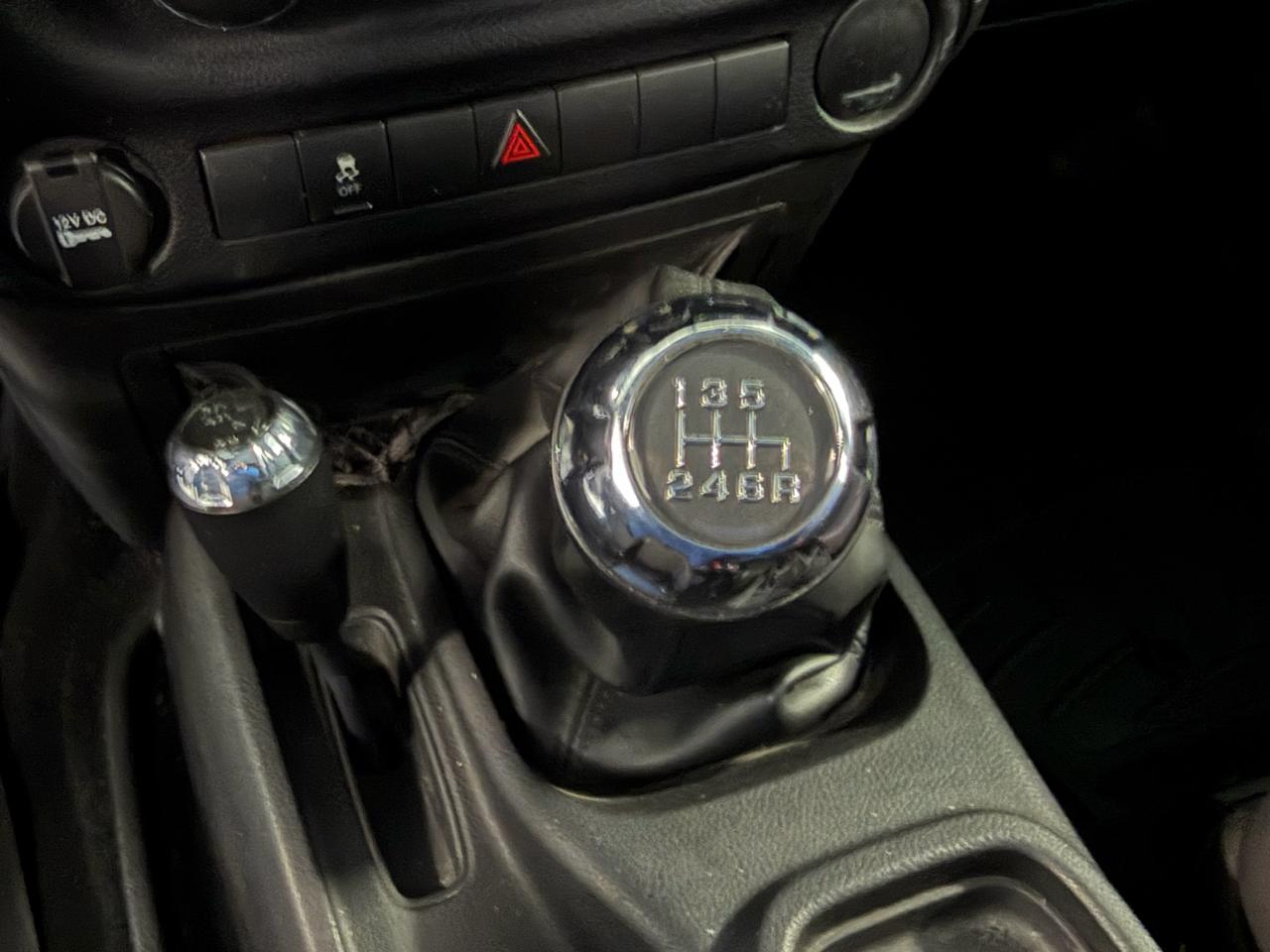 Jeep Wrangler 4WD 2dr Sport 2013