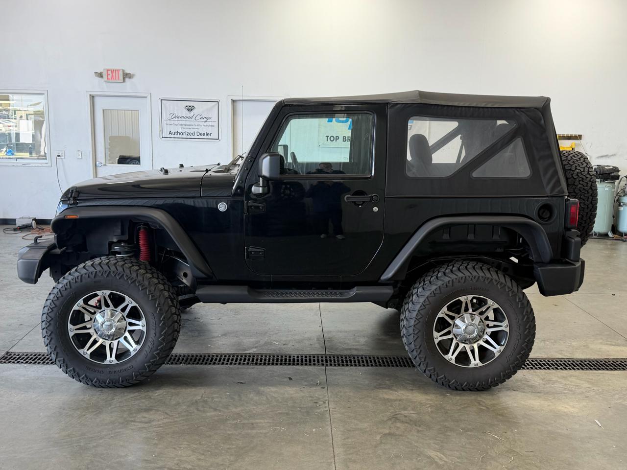 Jeep Wrangler 4WD 2dr Sport 2013