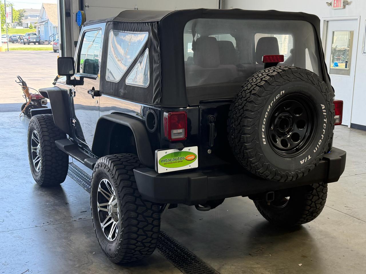 Jeep Wrangler 4WD 2dr Sport 2013