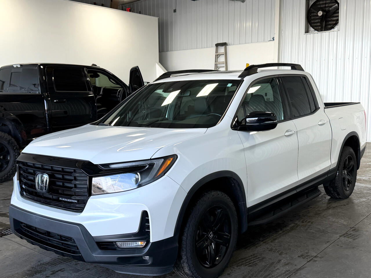 Honda Ridgeline Black Edition AWD 2022