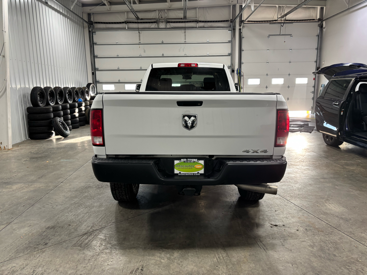 RAM 2500 4WD Crew Cab 169" Tradesman 2016 RAM 2500 4WD Crew Cab 169" Tradesman 2016