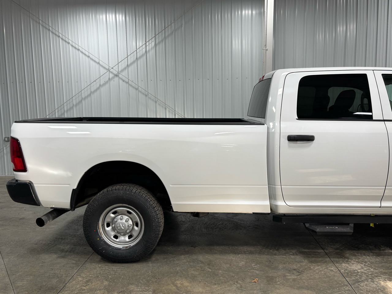 RAM 2500 4WD Crew Cab 169" Tradesman 2016 RAM 2500 4WD Crew Cab 169" Tradesman 2016