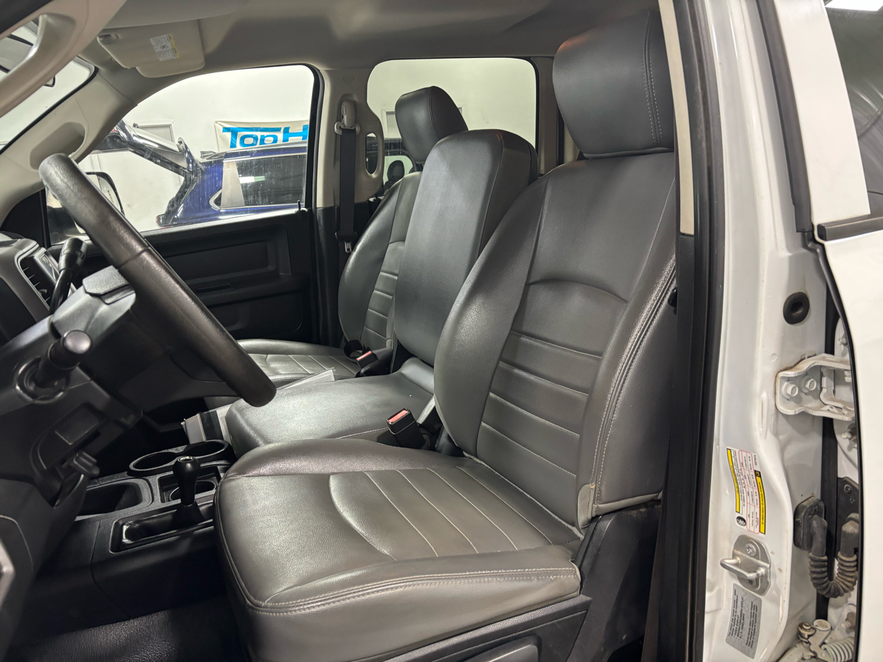 RAM 2500 4WD Crew Cab 169" Tradesman 2016 RAM 2500 4WD Crew Cab 169" Tradesman 2016