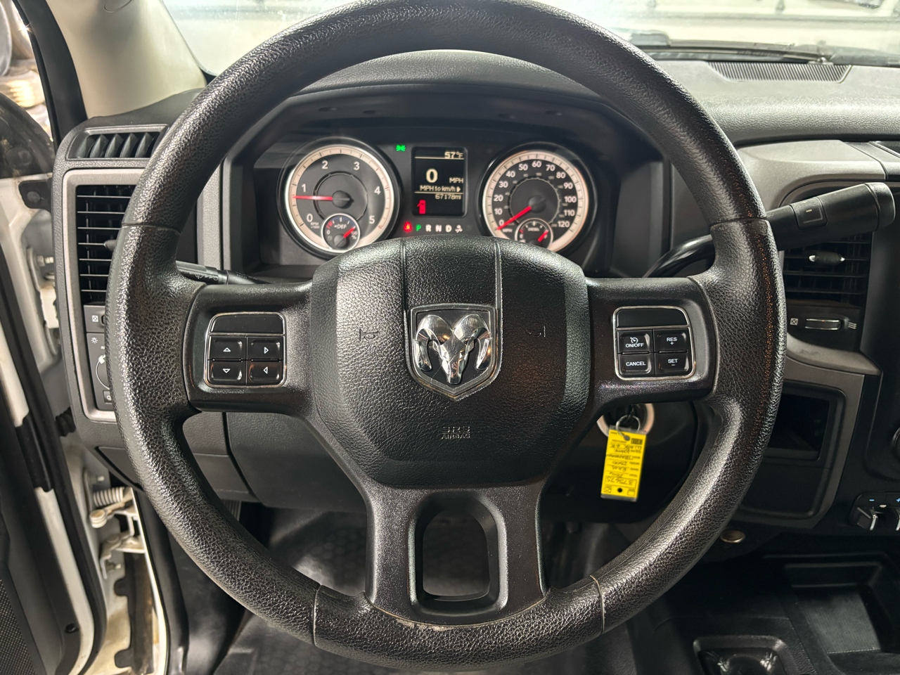 RAM 2500 4WD Crew Cab 169" Tradesman 2016 RAM 2500 4WD Crew Cab 169" Tradesman 2016