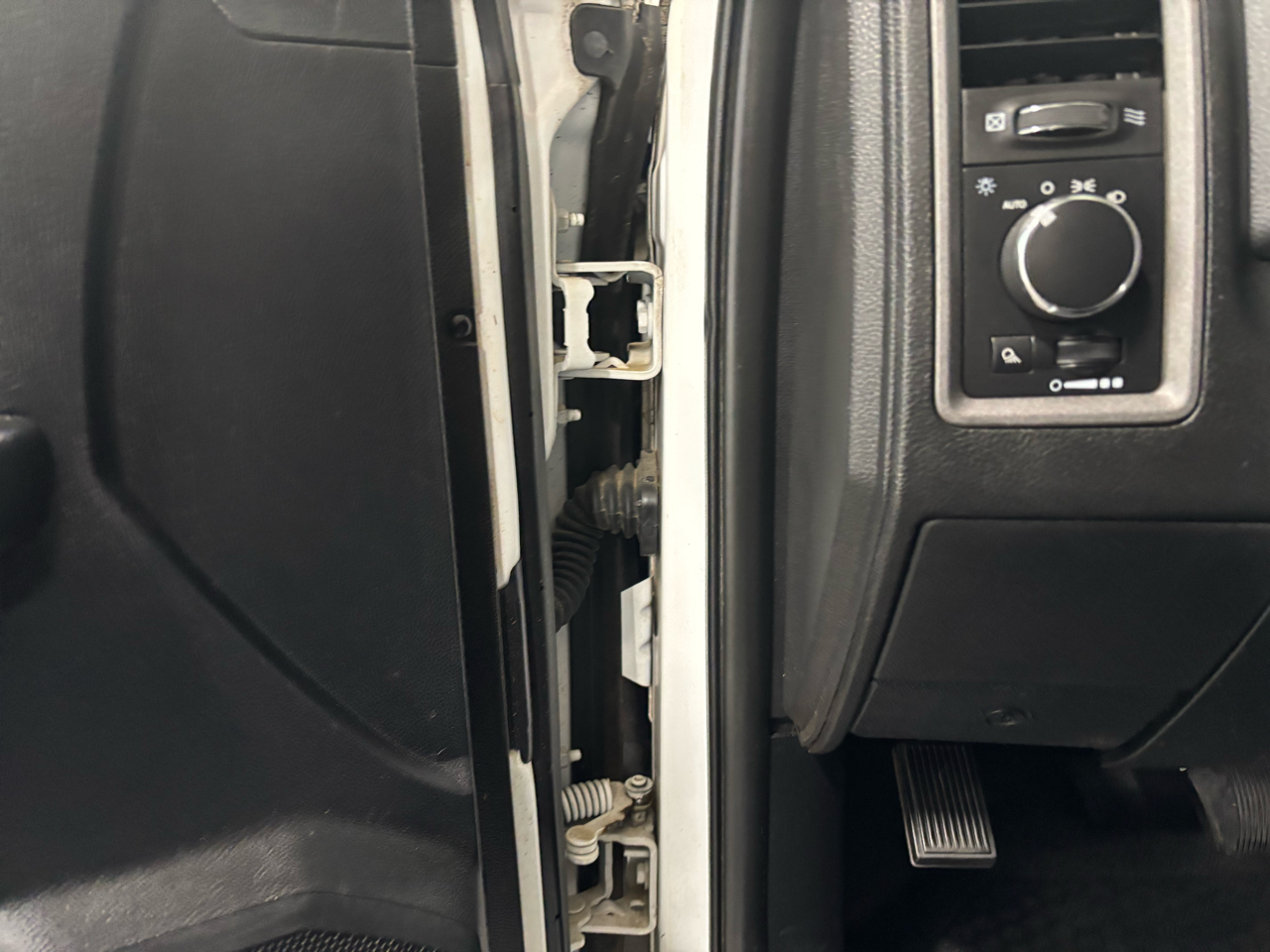 RAM 2500 4WD Crew Cab 169" Tradesman 2016 RAM 2500 4WD Crew Cab 169" Tradesman 2016