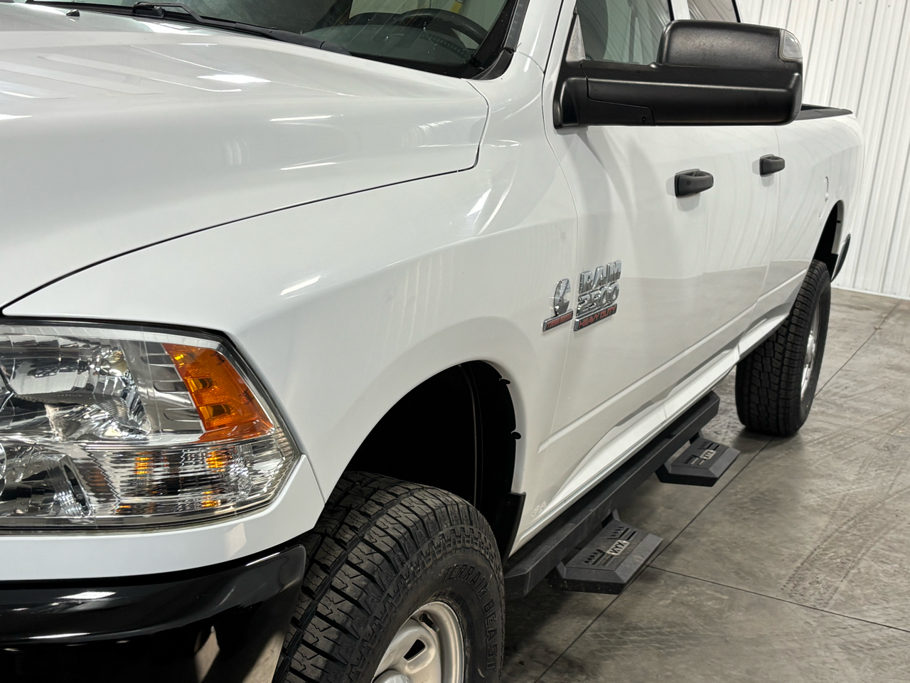 RAM 2500 4WD Crew Cab 169" Tradesman 2016 RAM 2500 4WD Crew Cab 169" Tradesman 2016