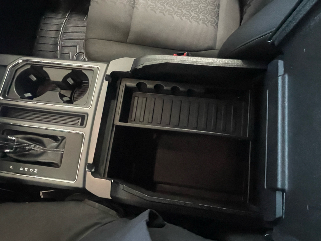 Ford F-150 XLT 4WD SuperCrew 5.5' Box 2018 Ford F-150 XLT 4WD SuperCrew 5.5' Box 2018