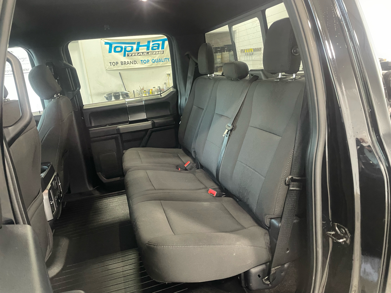 Ford F-150 XLT 4WD SuperCrew 5.5' Box 2018 Ford F-150 XLT 4WD SuperCrew 5.5' Box 2018