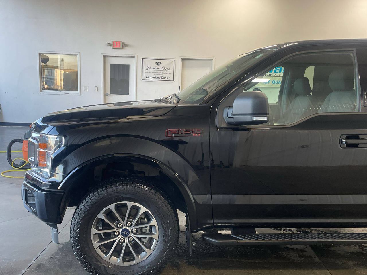 Ford F-150 XLT 4WD SuperCrew 5.5' Box 2018 Ford F-150 XLT 4WD SuperCrew 5.5' Box 2018