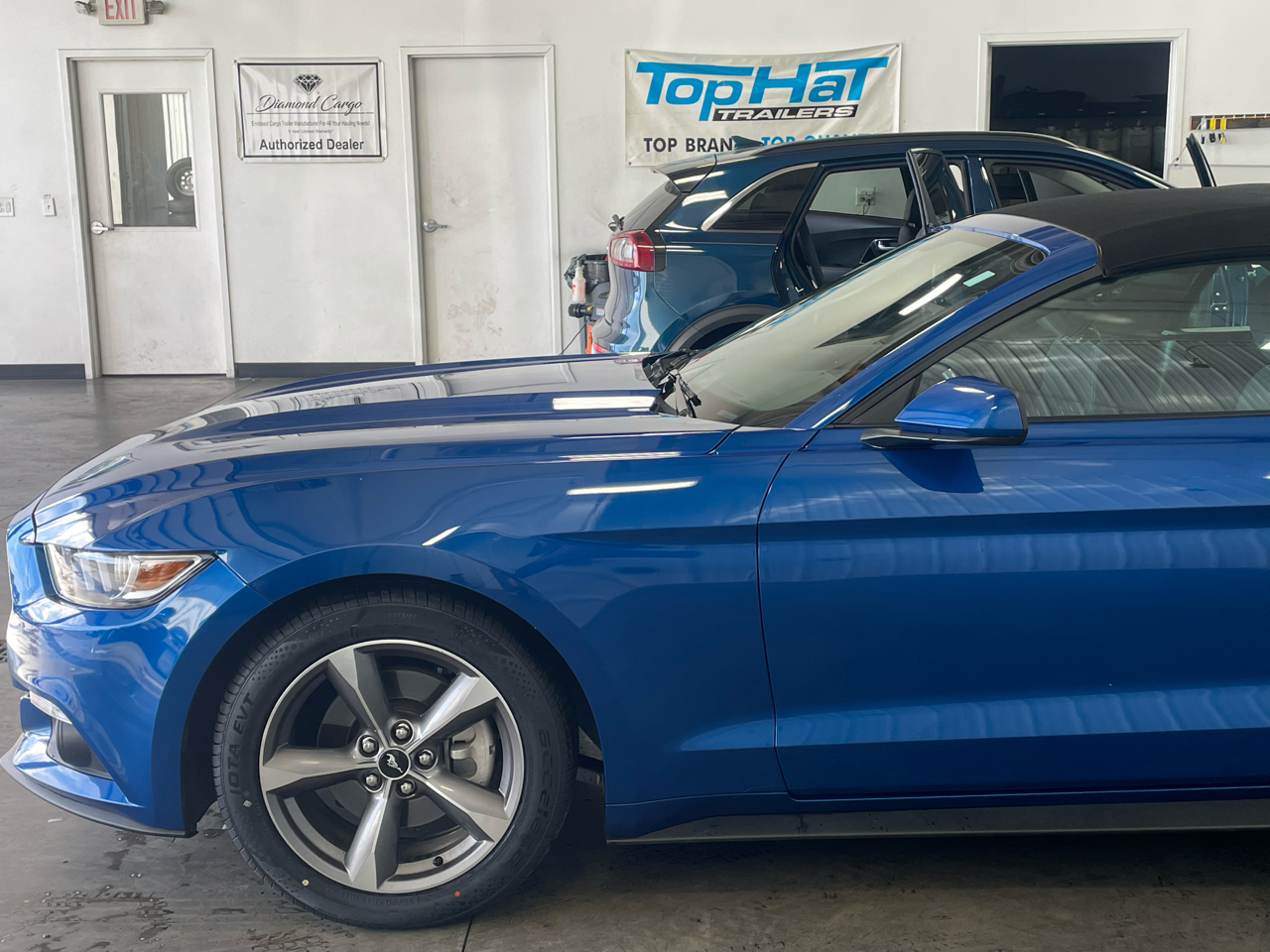 Ford Mustang V6 Convertible 2017 Ford Mustang V6 Convertible 2017