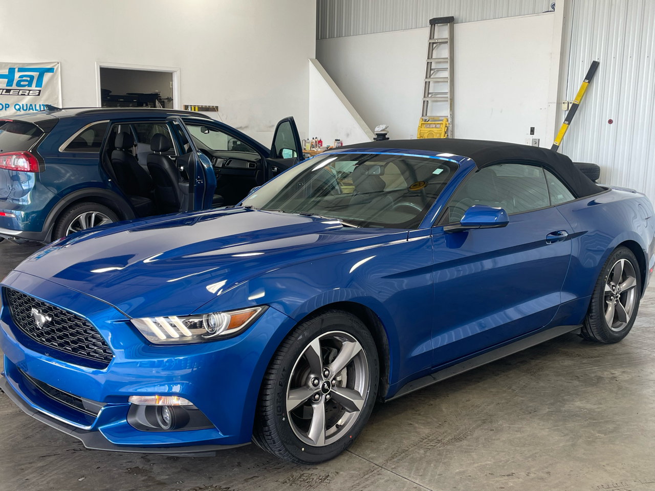 Ford Mustang V6 Convertible 2017 Ford Mustang V6 Convertible 2017