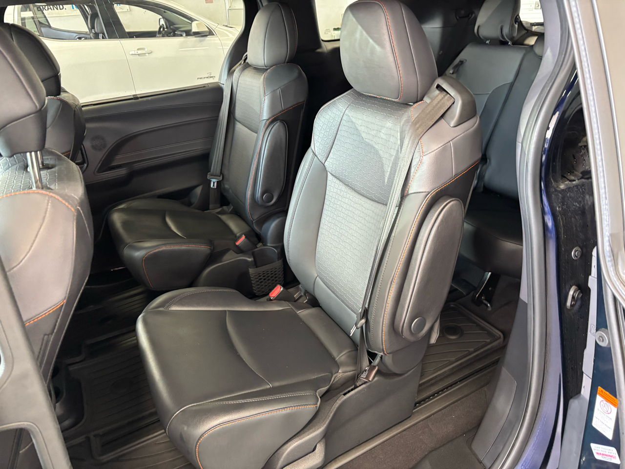 Toyota Sienna XSE FWD 7-Passenger (Natl) 2021 Toyota Sienna XSE FWD 7-Passenger (Natl) 2021