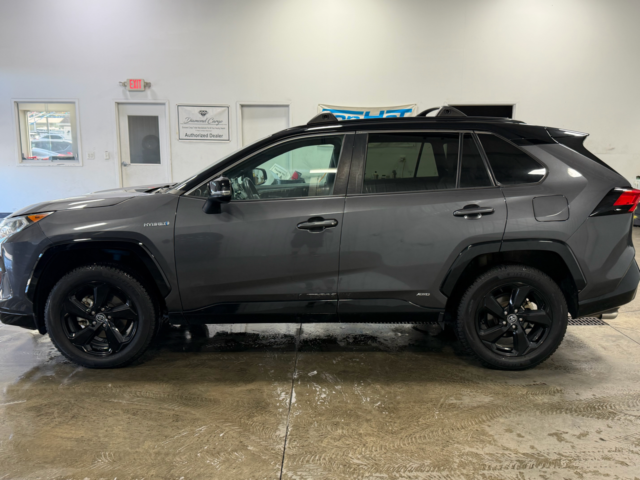 Toyota RAV4 Hybrid XSE AWD (Natl) 2020 Toyota RAV4 Hybrid XSE AWD (Natl) 2020