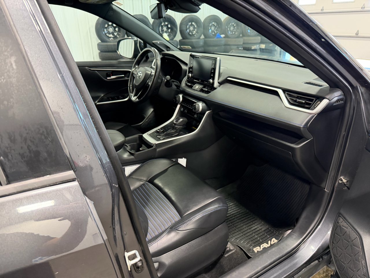 Toyota RAV4 Hybrid XSE AWD (Natl) 2020 Toyota RAV4 Hybrid XSE AWD (Natl) 2020