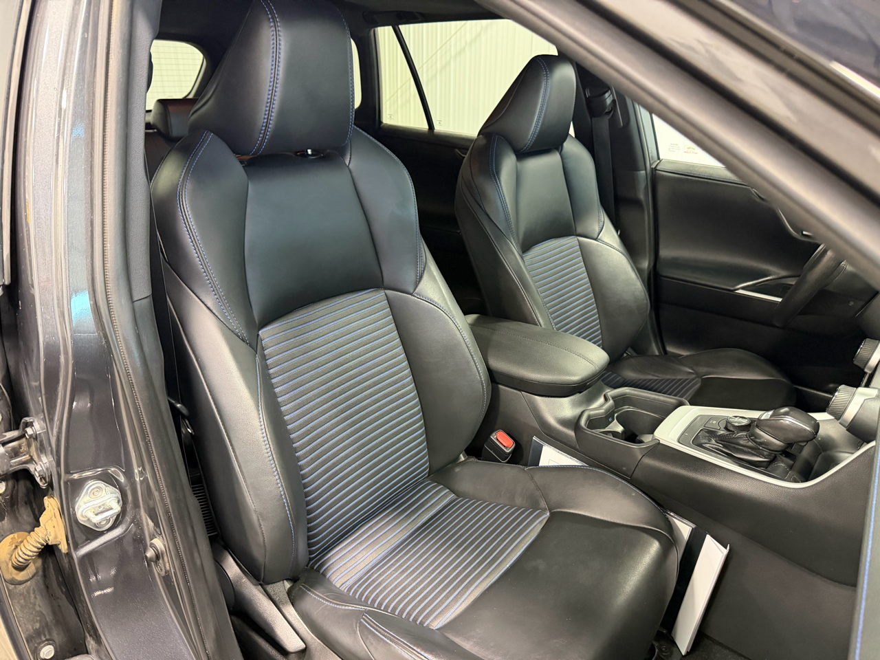 Toyota RAV4 Hybrid XSE AWD (Natl) 2020 Toyota RAV4 Hybrid XSE AWD (Natl) 2020